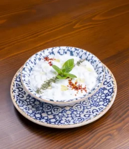 خيار باللبن (جاجيك)